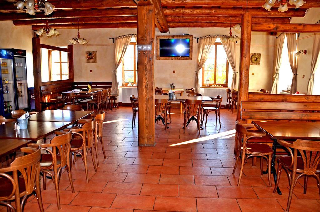 Penzion Na Cervenem Potoce Kraliky Exterior photo